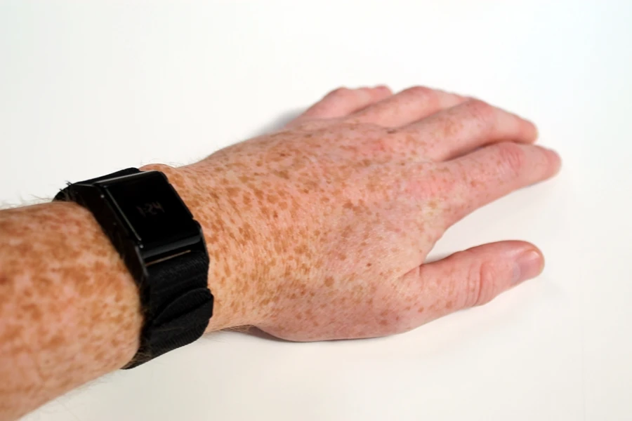 The PulseOn has an optical heart-rate sensor that the company says is the most accurate optical heart rate solution in the market