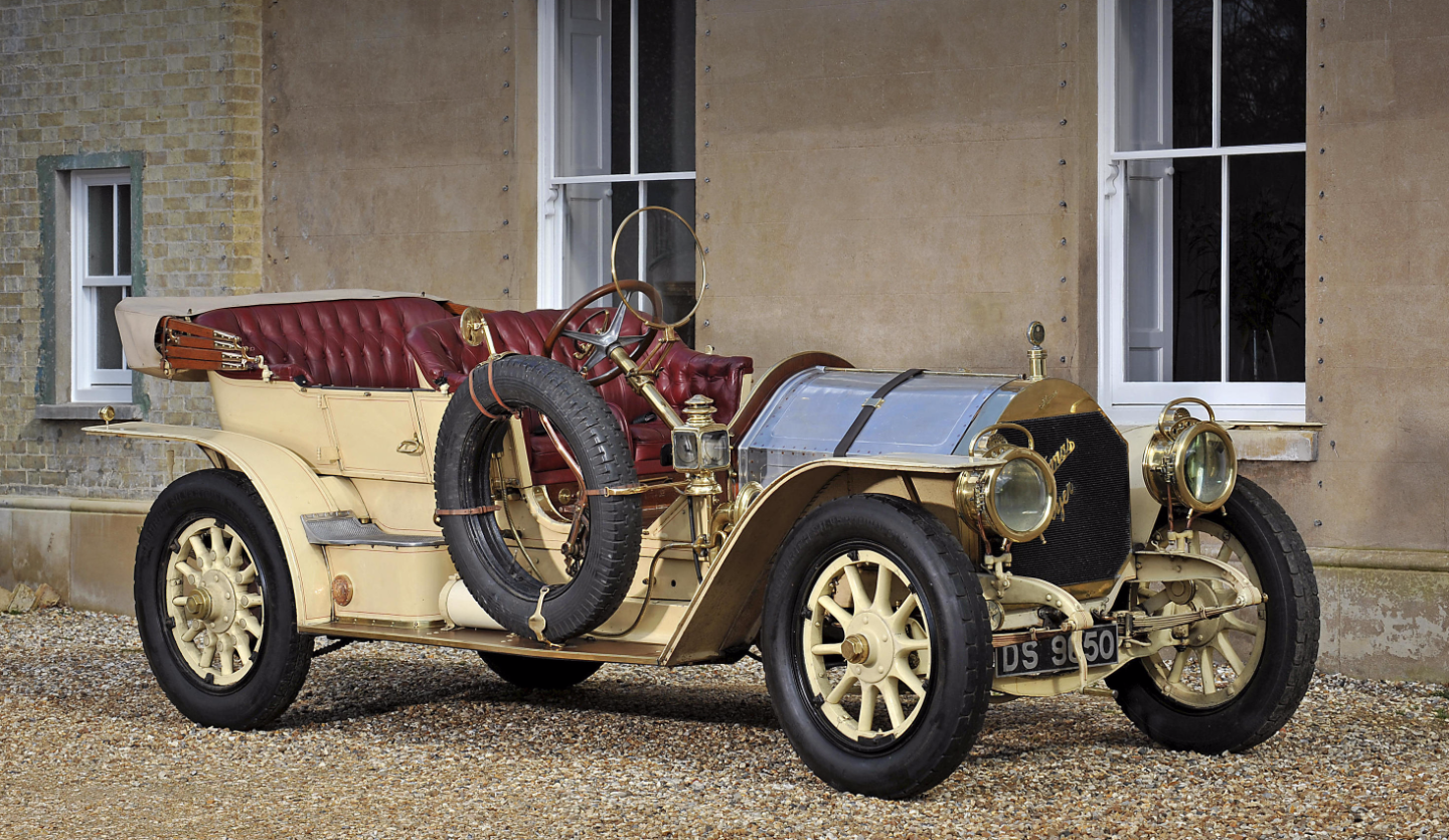 This 1908 Thomas Flyer Model F 4-60hp Tourer went to auction at Bonhams Quail Lodge sale during 2010 Monterey car week and fetched US$ 733,000. The winning car from the epic 1908 race is on display in Reno, Nevada, at the National Automobile Museum, alongside the trophy.