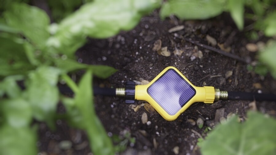 The Water Valve is controlled automatically by information from the Eden mobile app, or can be set for manual watering