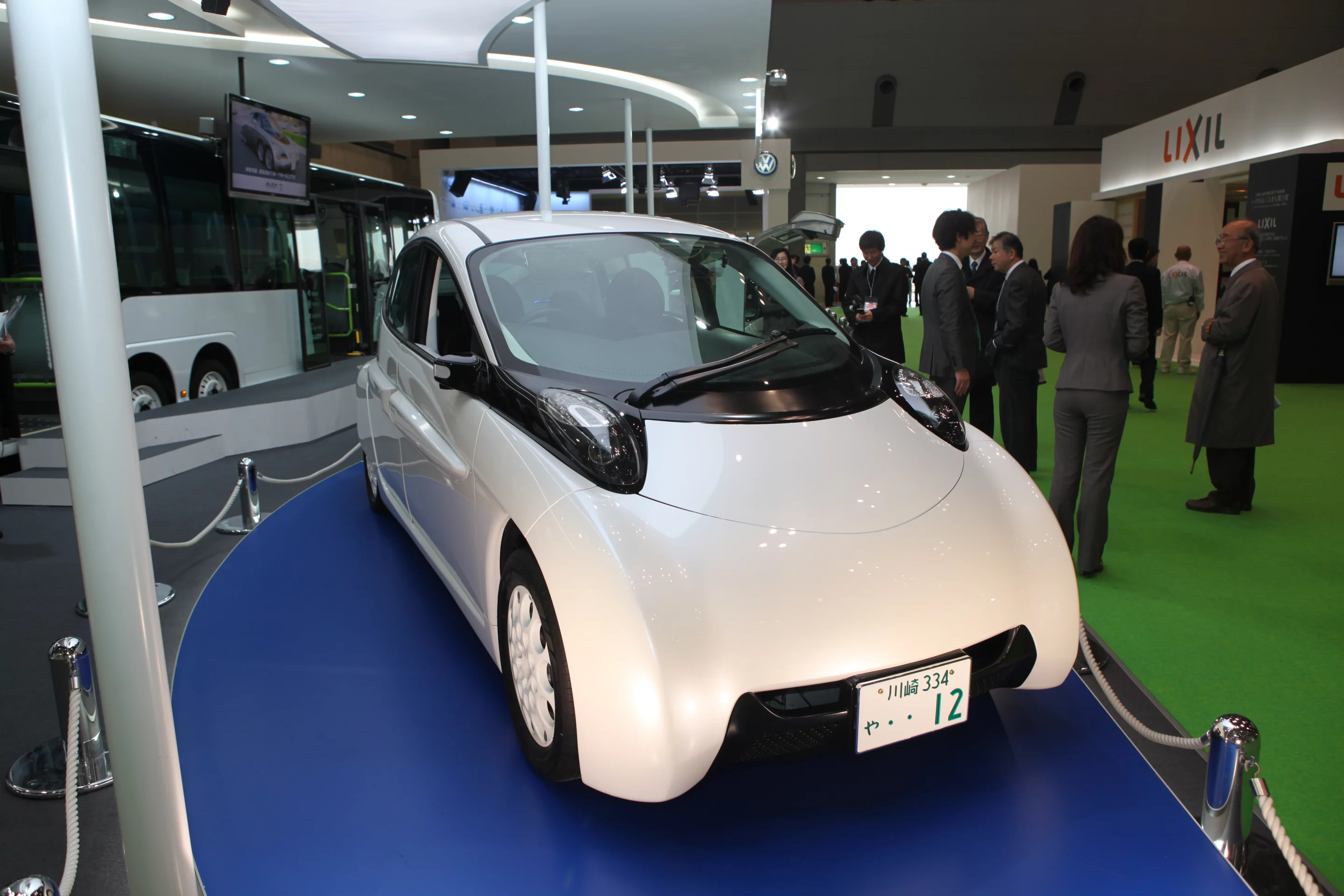 The prototype SIM-LEI electric car