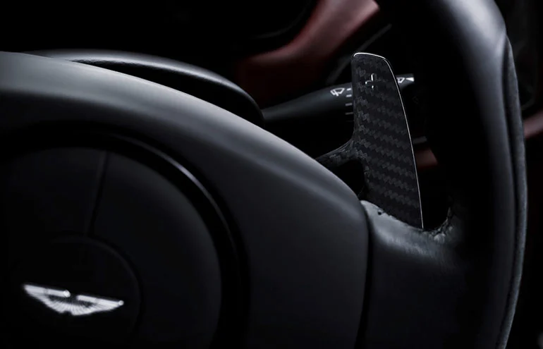 2013 Aston Martin Vanquish interior