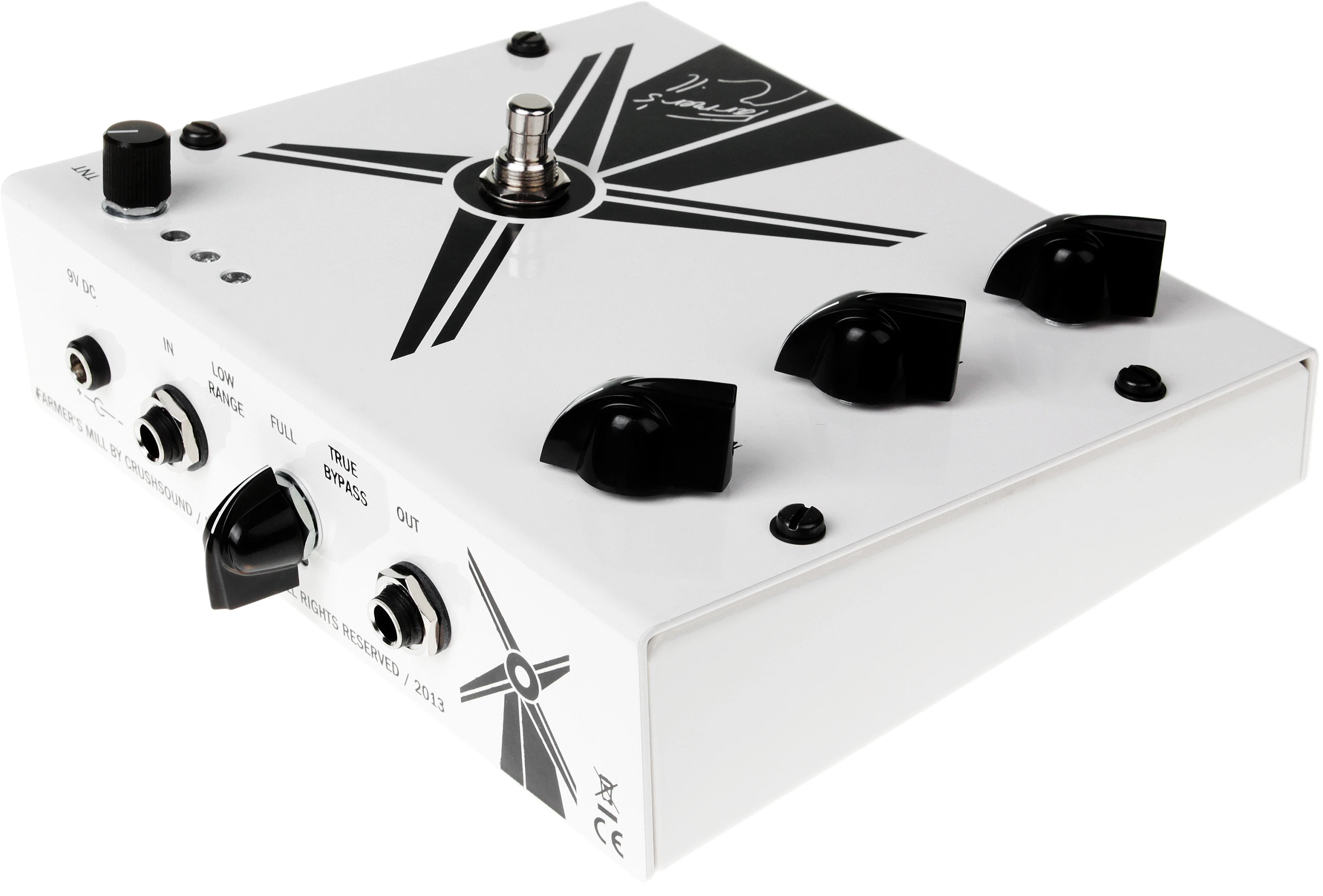 The Farmer's Mill aims to destroy, mash or otherwise damage a guitar's signal