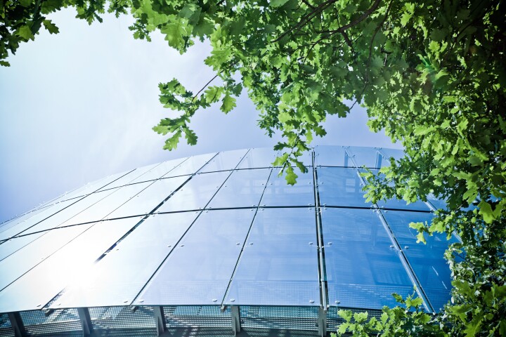 A building like this clad in the new electrochromic material could reduce HVAC costs by 8.4%, say researchers at the University of Chicago