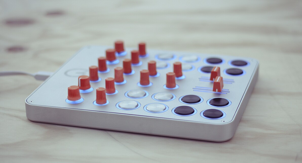 The 0.9 in thick enclosure is milled from a single piece of aluminum