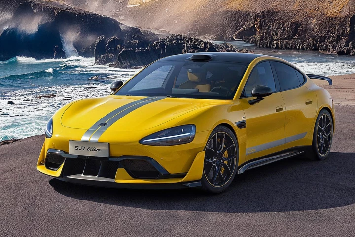 The unassuming Xiaomi SU7 Ultra looks sporty, sure, but not 200+ mph sporty!