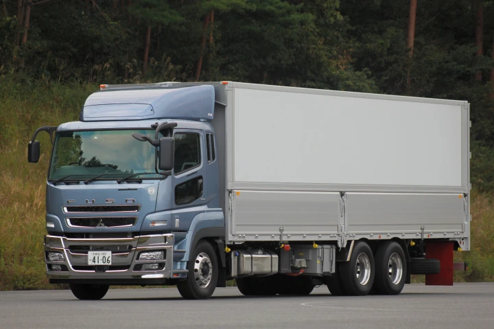 The Fuso Super Great HEV heavy-duty truck concept vehicle that will be on show at the 2011 Tokyo Motor Show