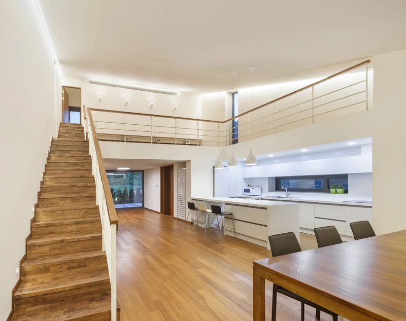 The interior comprises a total floorspace of 127 sq m (1,367 sq ft) (Photo: Kyungsub Shin)