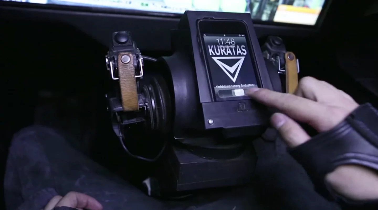 Kuratas' touchscreen panel