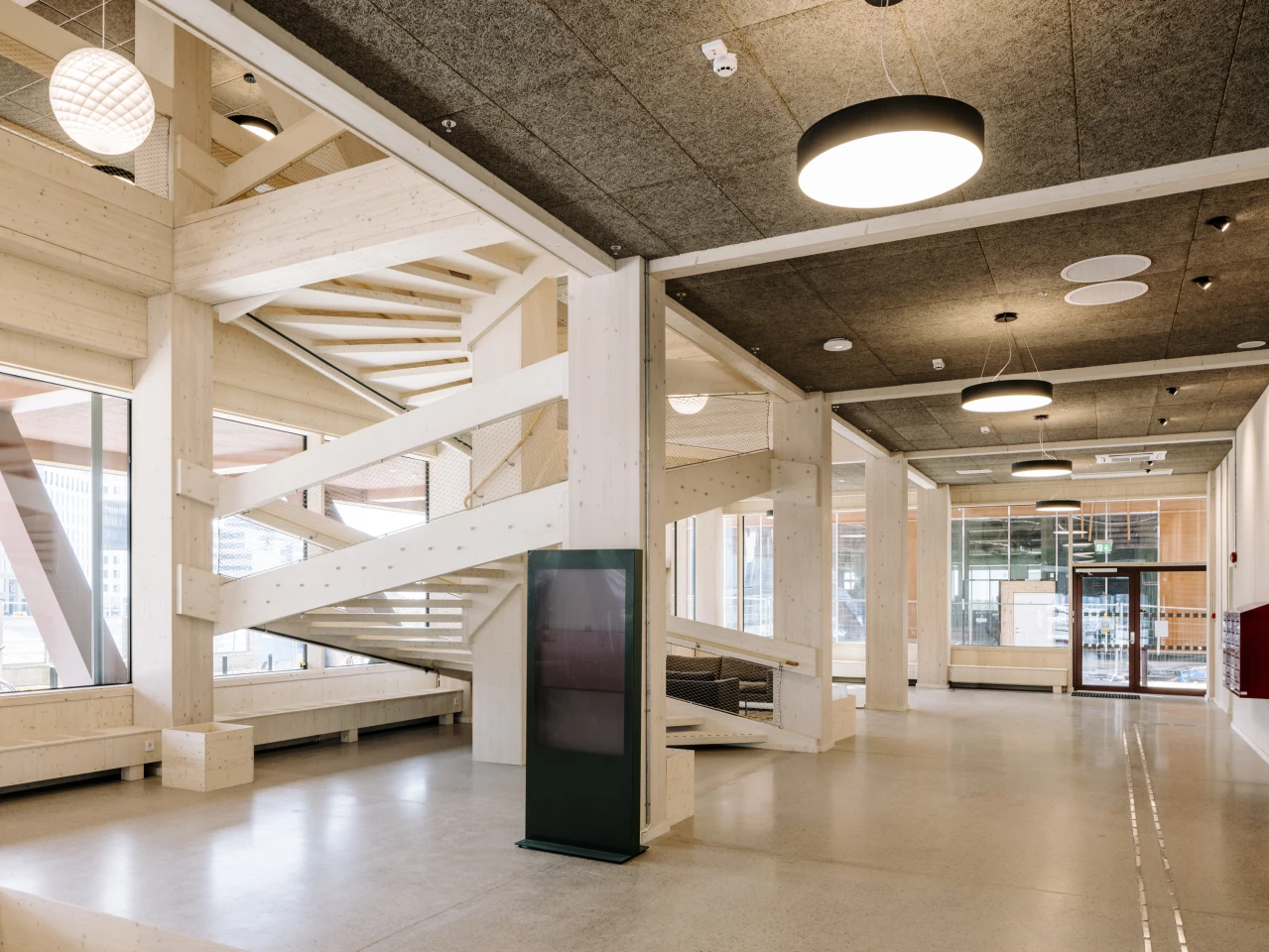 The Fyrtornet's interior decor highlights the natural beauty of the timber used