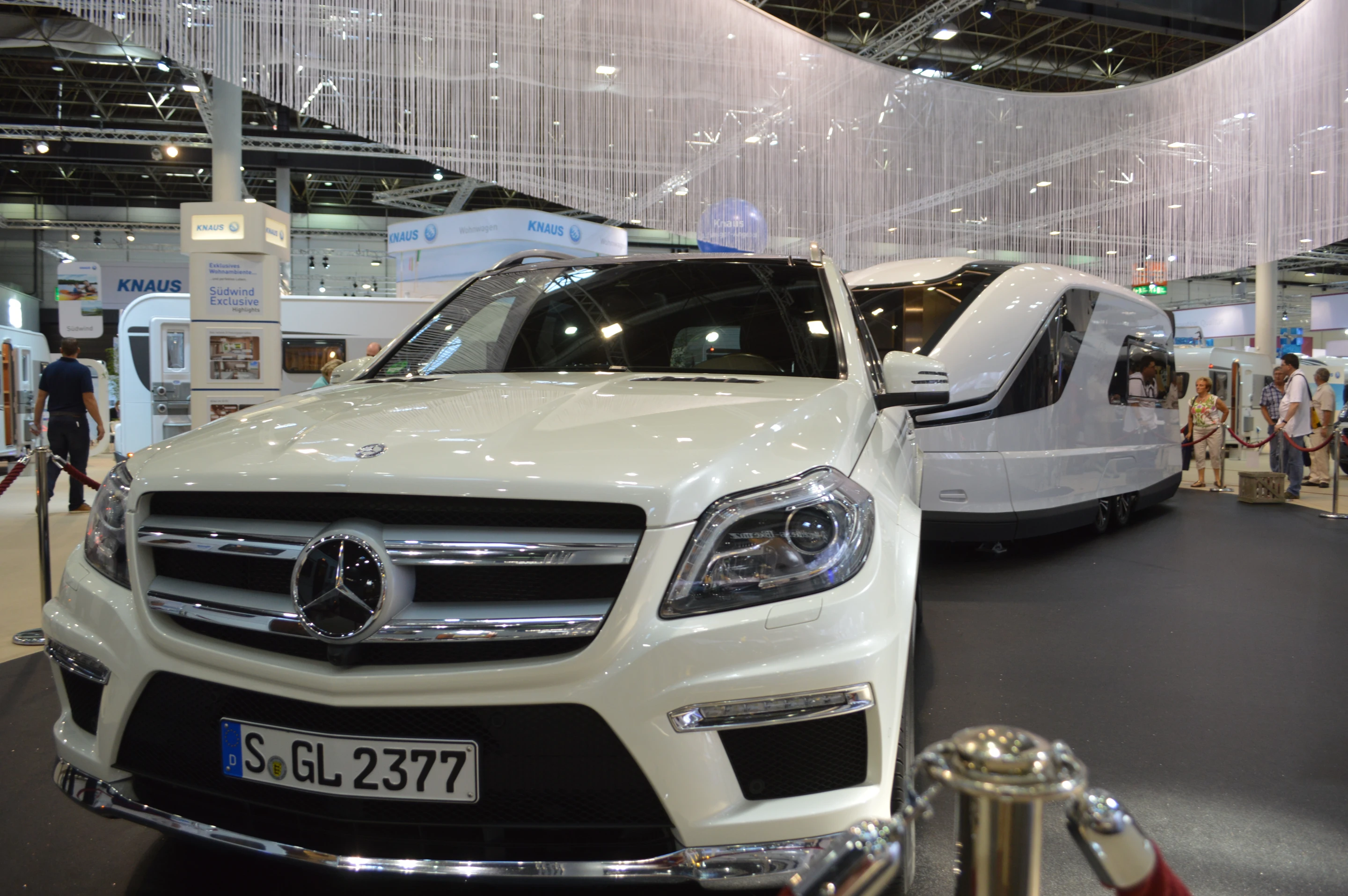 A Mercedes with Caravisio in tow