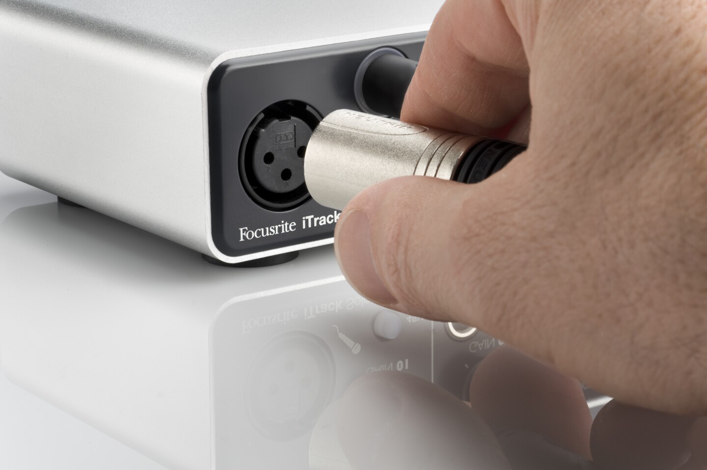 iTrack Solo features the same professional proprietary microphone pre-amp that's found in the company's flagship Liquid Saffire 56 interface