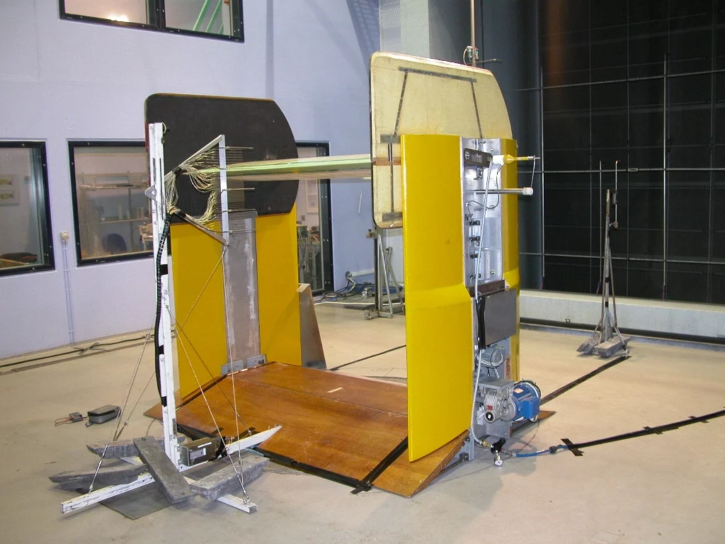 Risoe DTU's wind turbine blade section being tested in a wind tunnel