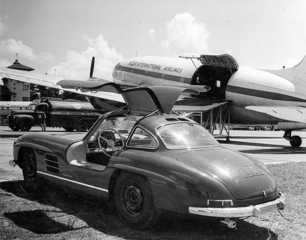 From the Mercedes-Benz archives, the first Mercedes-Benz 300SL Roadster to be transported by air arrived at La Aurora Airport in Guatemala from Panama in 1956.
