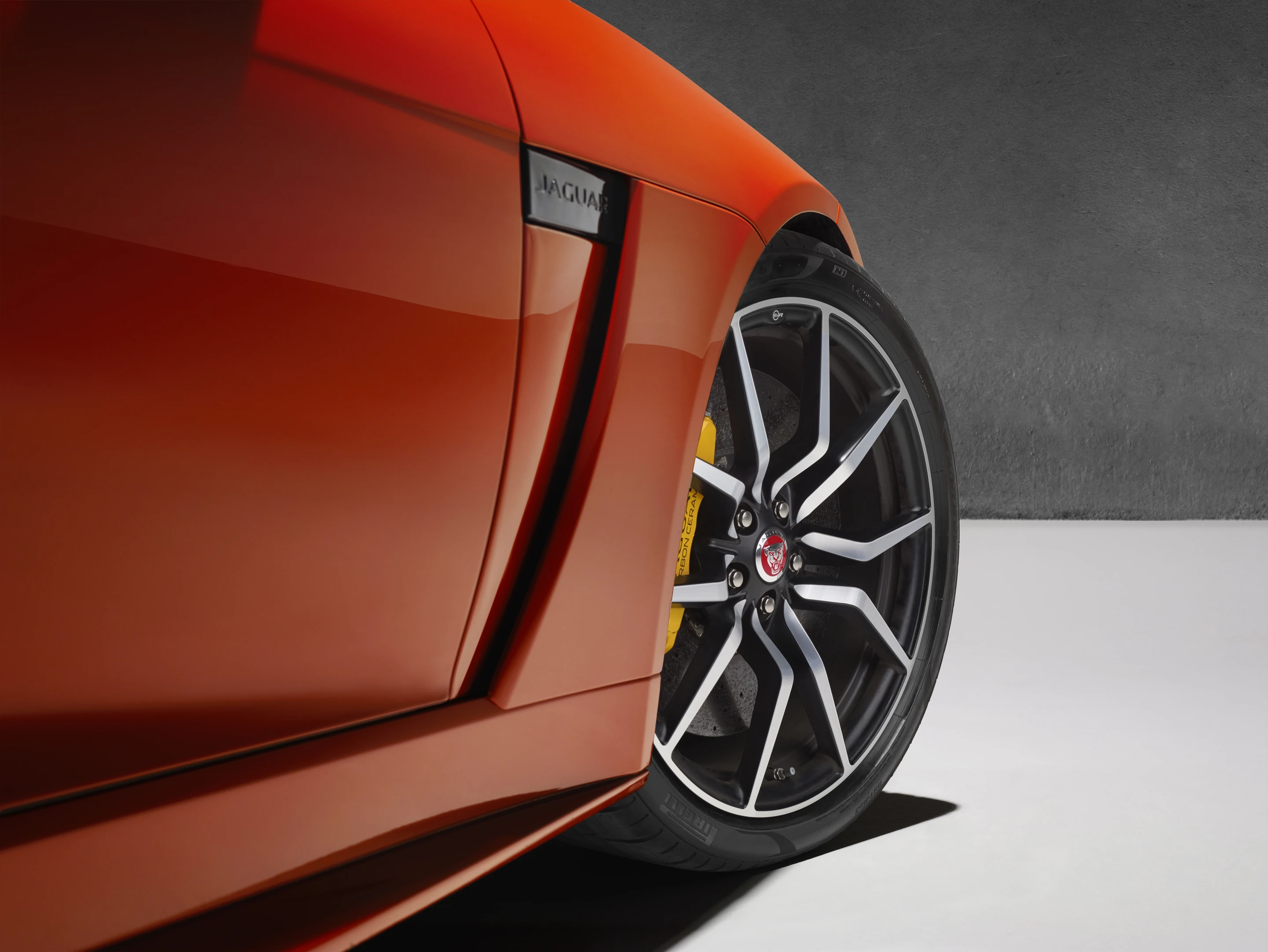 The Jaguar F-Type SVR wheel detail