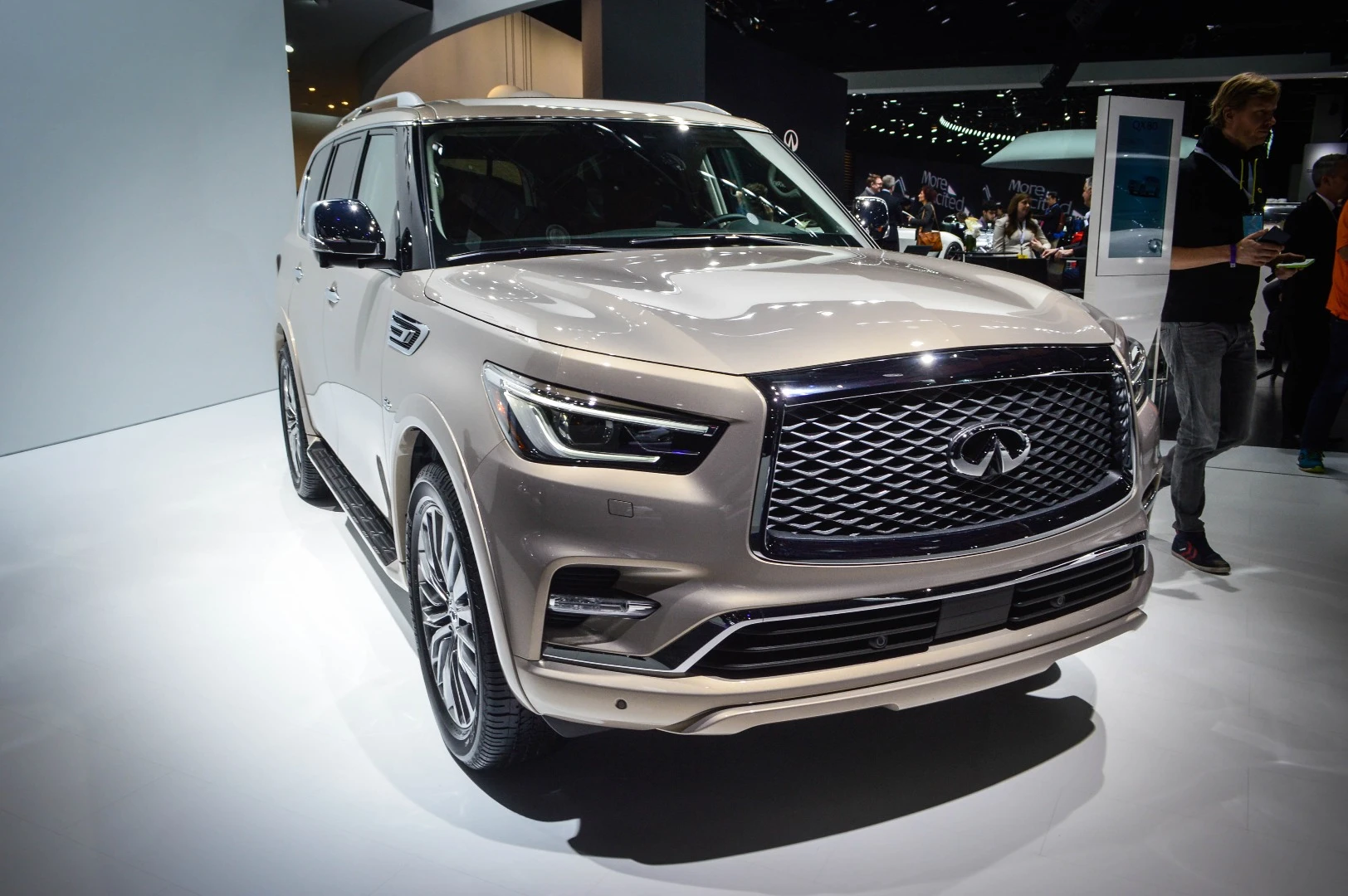 Infiniti QX80