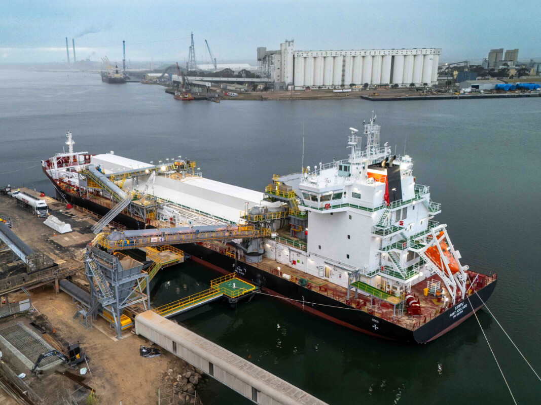 Heavy hauling goes hybrid: Self-unloading cargo ship cuts emissions