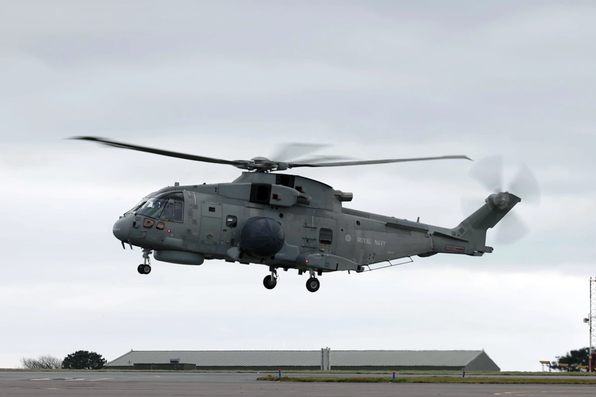 Crowsnest helicopter lifting off