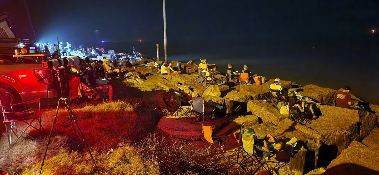 SpaceX Starship Launch - 5:30am and tons of people already claimed their spots