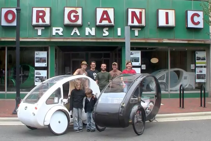 The ELF is a pedal/electric velomobile, that can be charged using a built-in photovoltaic panel