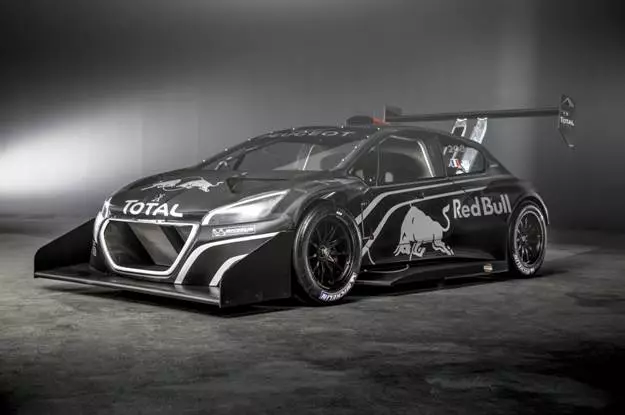 Peugeot's 208 T16