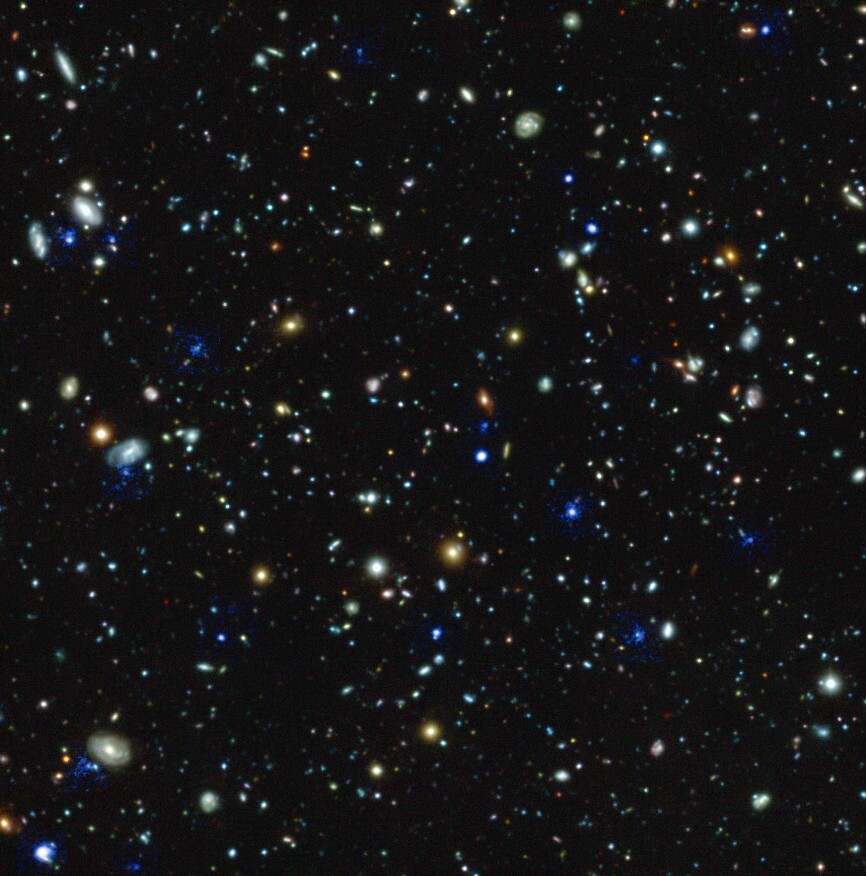 MUSE image of the Hubble Ultra Deep Field region with the newly discovered hydrogen gas halos highlighted in blue