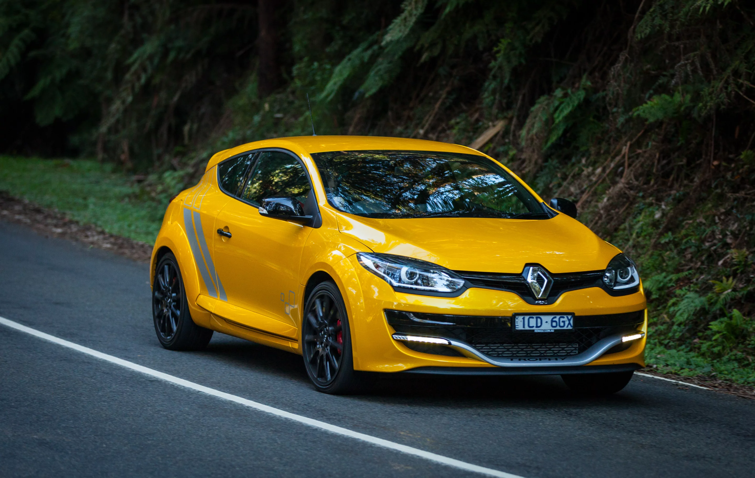 The Trophy gains a special sticker kit over less-powerful versions of the Megane RS (Photo: Loz Blain/Gizmag.com)