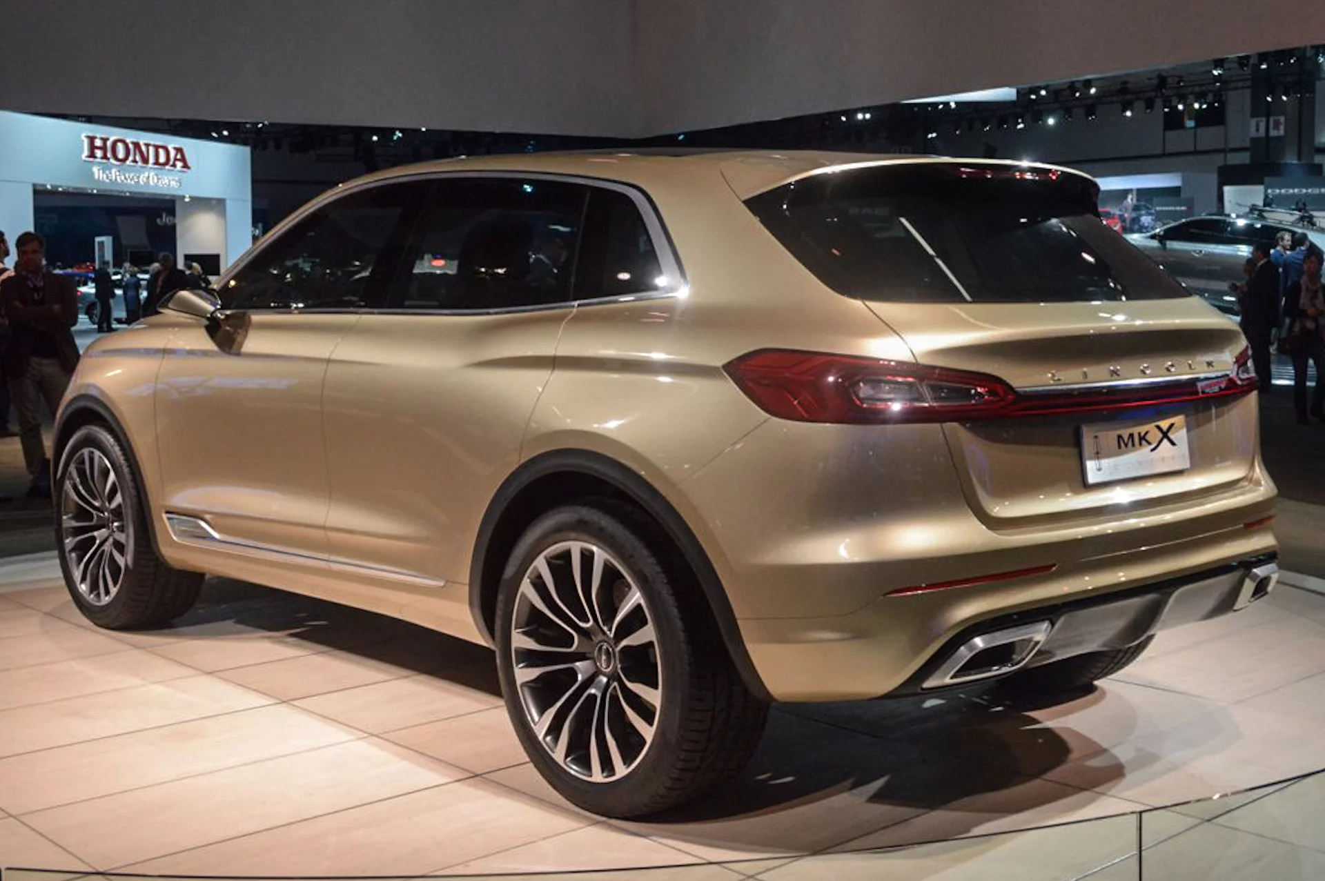 The MKX is a preview of a production global SUV (Photo: C.C. Weiss/Gizmag)