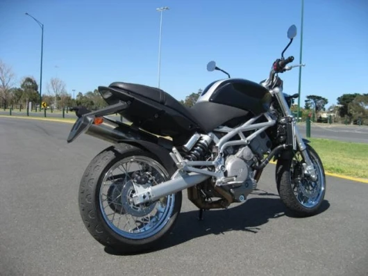 The Moto Morini 9½