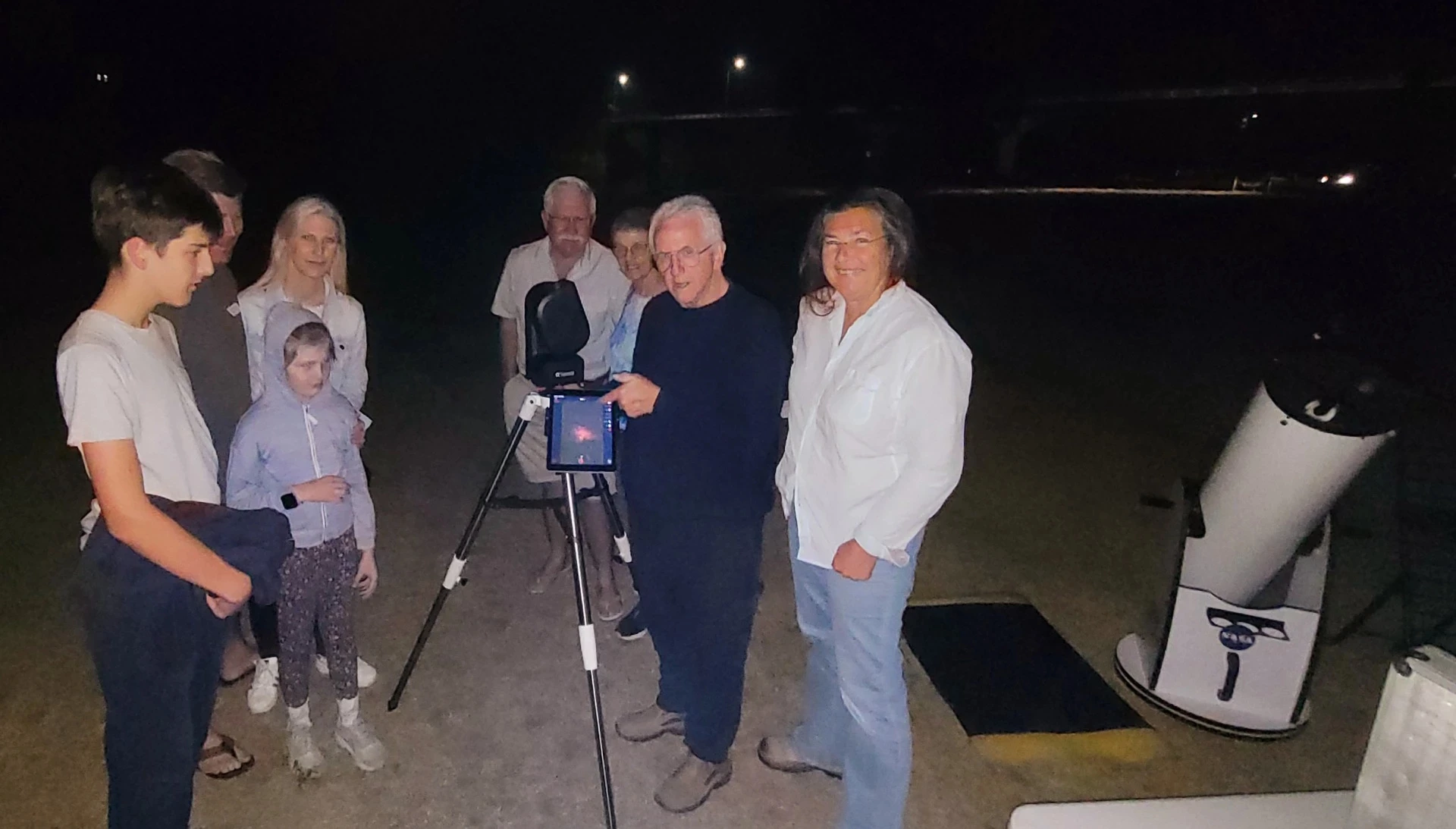 Like similar smart telescopes, the Seestar S30 Pro pairs with a smartphone or tablet running a companion app