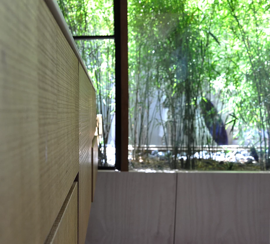 The bedrooms are divided by an internal bamboo garden, which offers privacy (Photo: Edoardo Campanale for Gizmag)