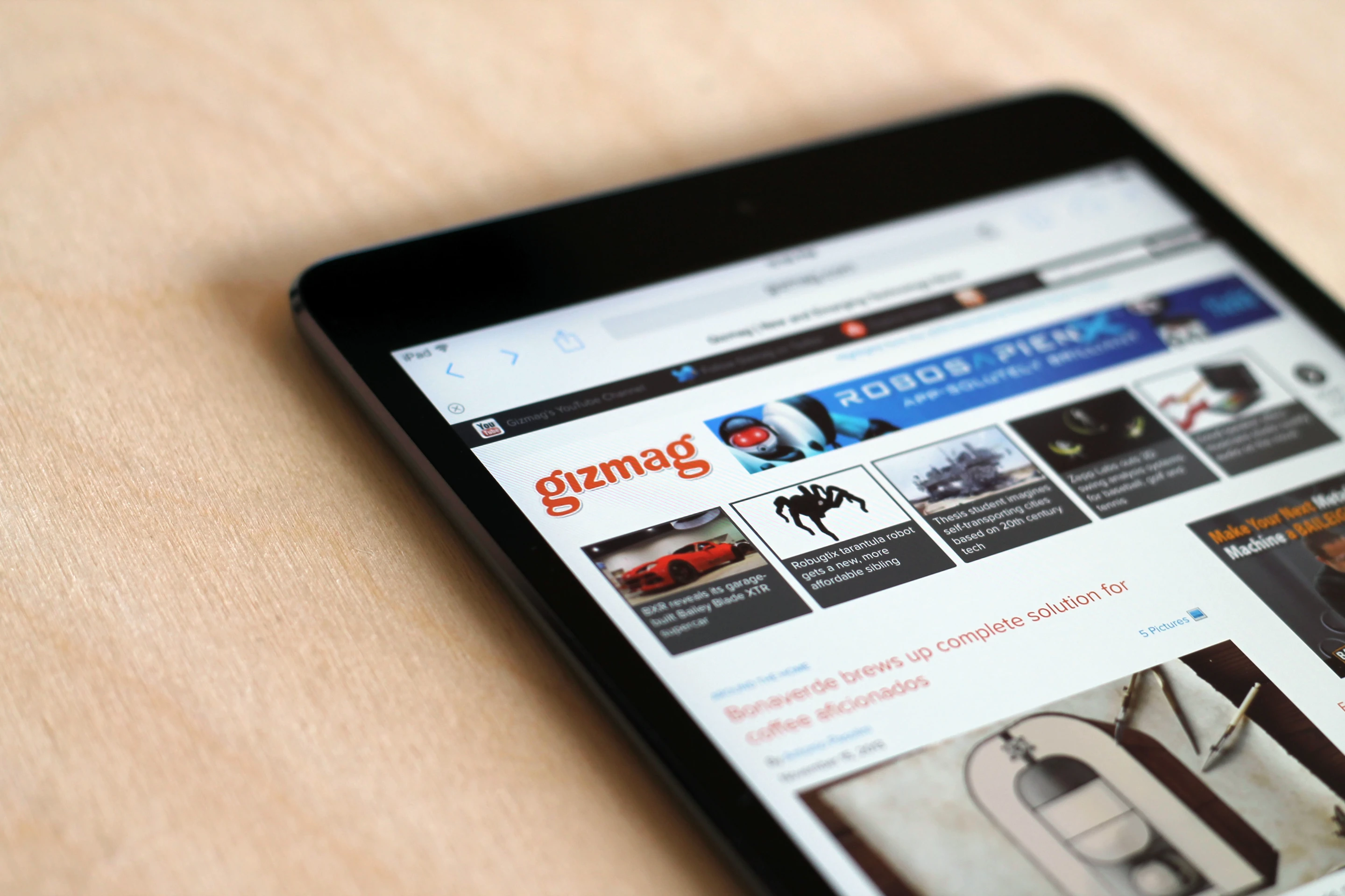 The new iPad mini's screen is a huge improvement, with 4x the pixels in the original model
