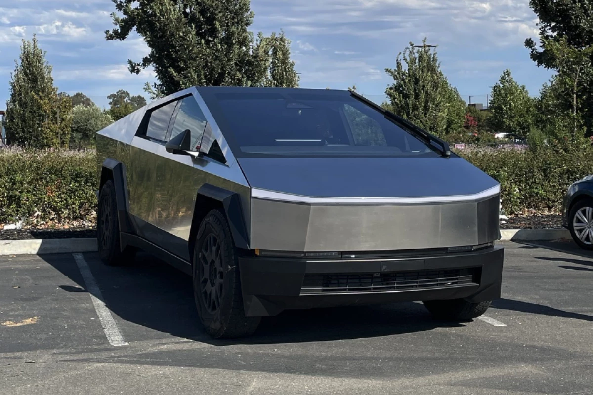 Tesla Cybertruck
