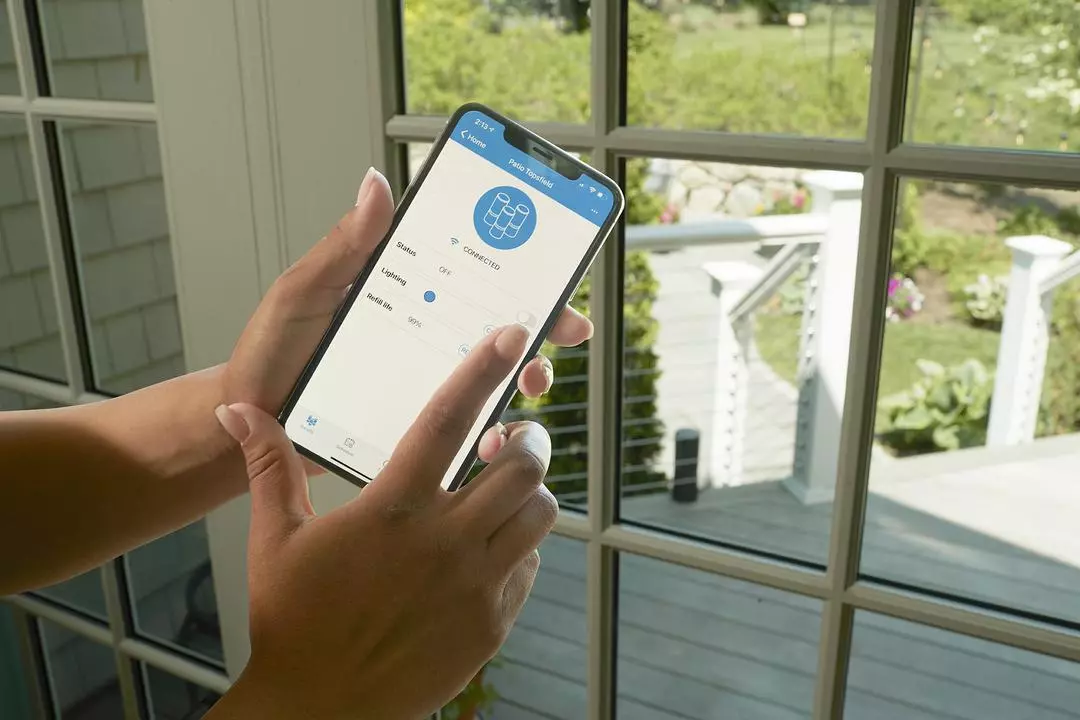 The Liv+ app makes it easy to turn the system on and off, set timers and check repellent levels