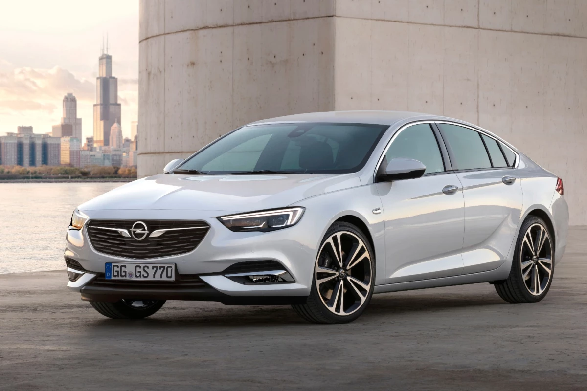 The new Opel Insignia Grand Sport will make its debut at the 2017 Geneva Motor Show