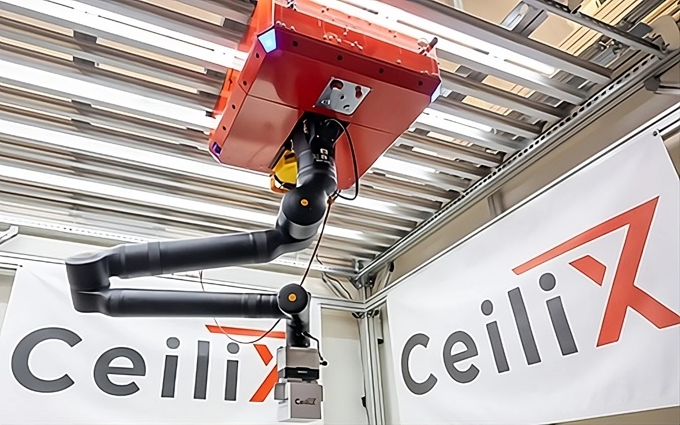 CeiliX's Mobile Ceiling-Cobot