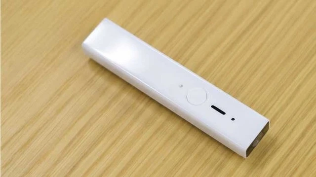The Blincam unit attaches to any set of glasses