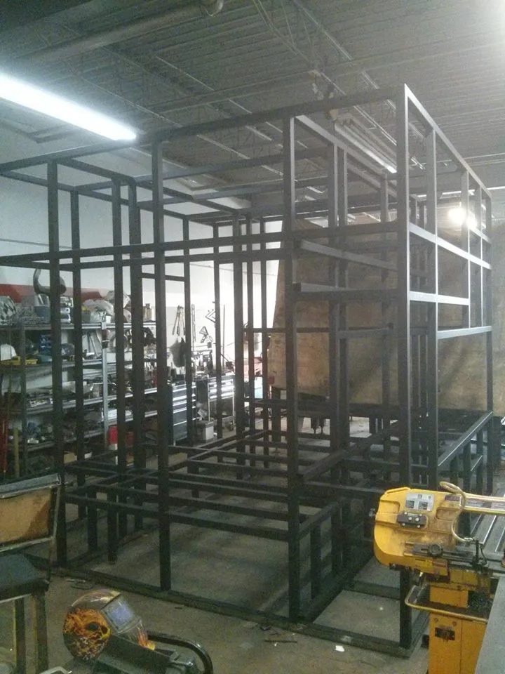 Cubitat features a 9,000 lb (4,082 kg) internal metal structure