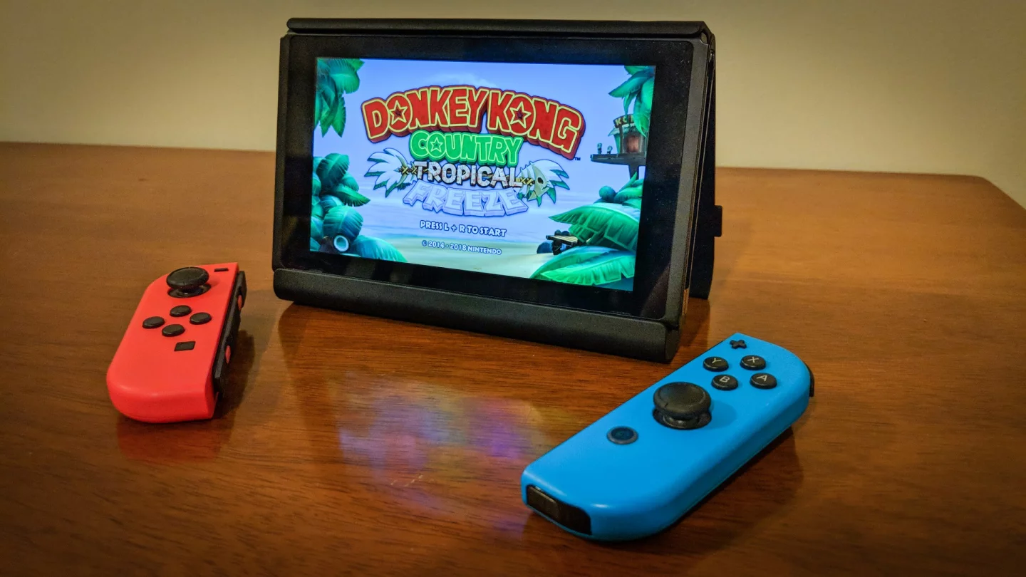 We tested the SwitchCharge by playing a mix of The Legend of Zelda: Breath of the Wild, Donkey Kong Country: Tropical Freeze and Little Nightmares