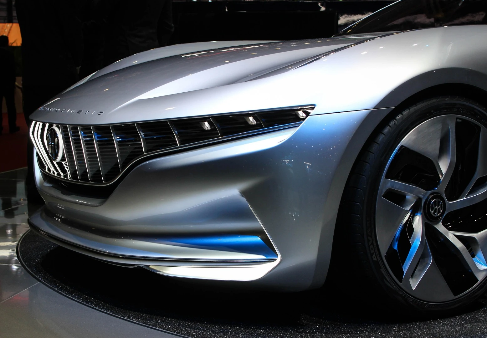 Pininfarina HK GT: the slatted grille is a HK design signature