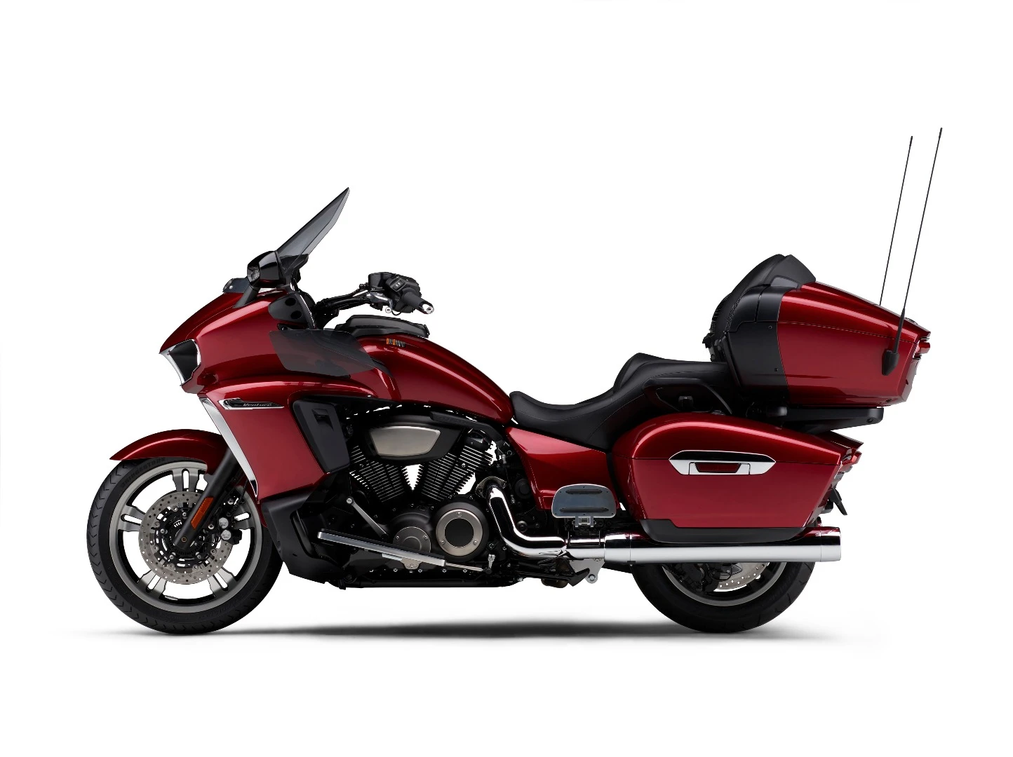2017 Yamaha Star Venture: touring saddlebags and top trunk featuring central locking