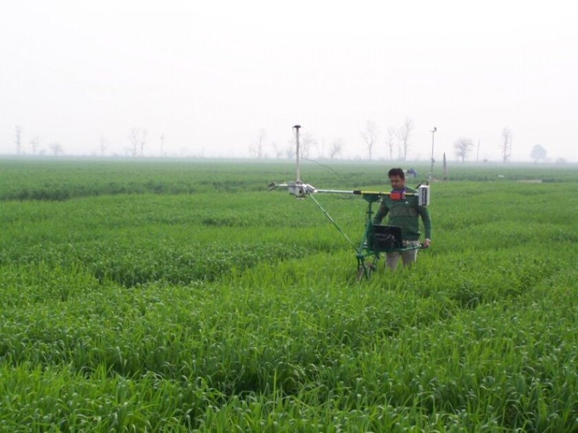 The Phenocart can be fitted with different sensors, depending on the data that farmers might need to gather