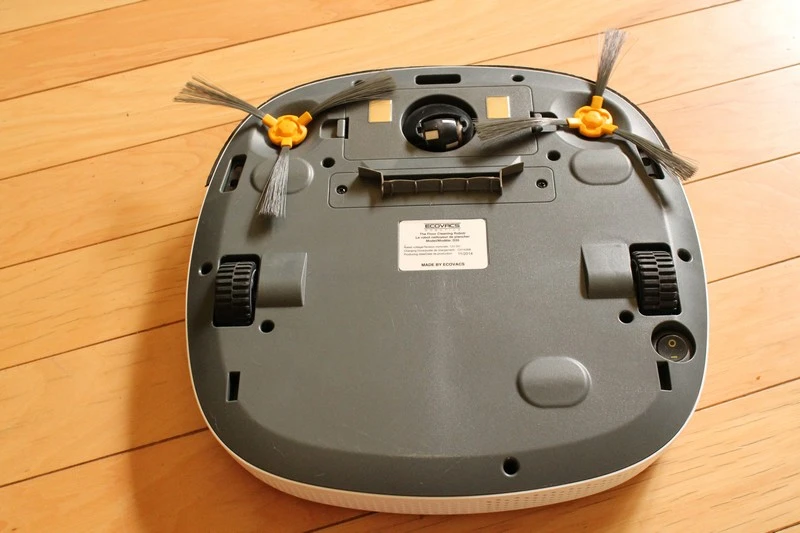 The D35 has two rotating brushes to the Roomba's one