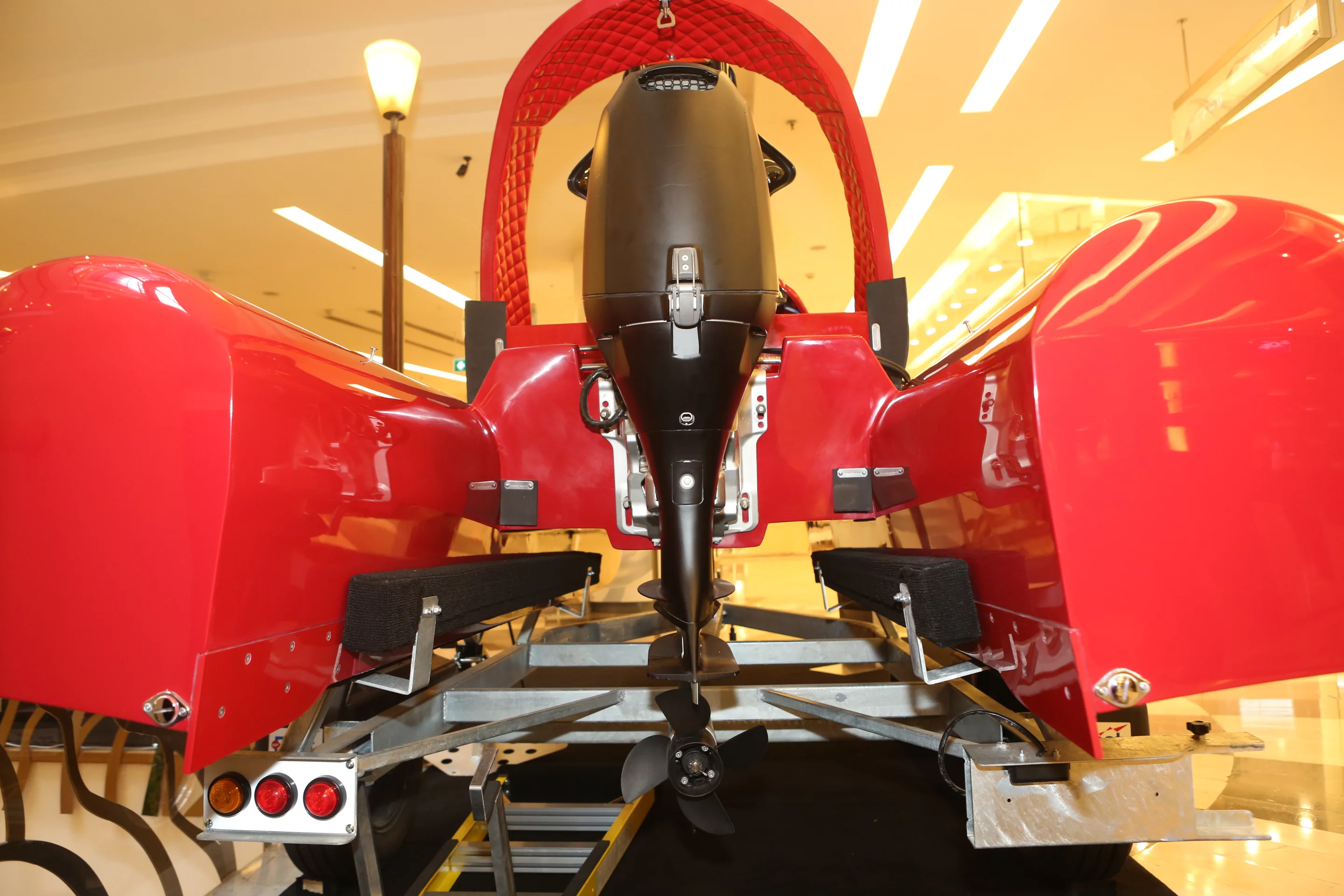 A shot from behind the Wokart showing how the outboard motor is centrally-located (Photo: Husna Namirembe / Gizmag.com)