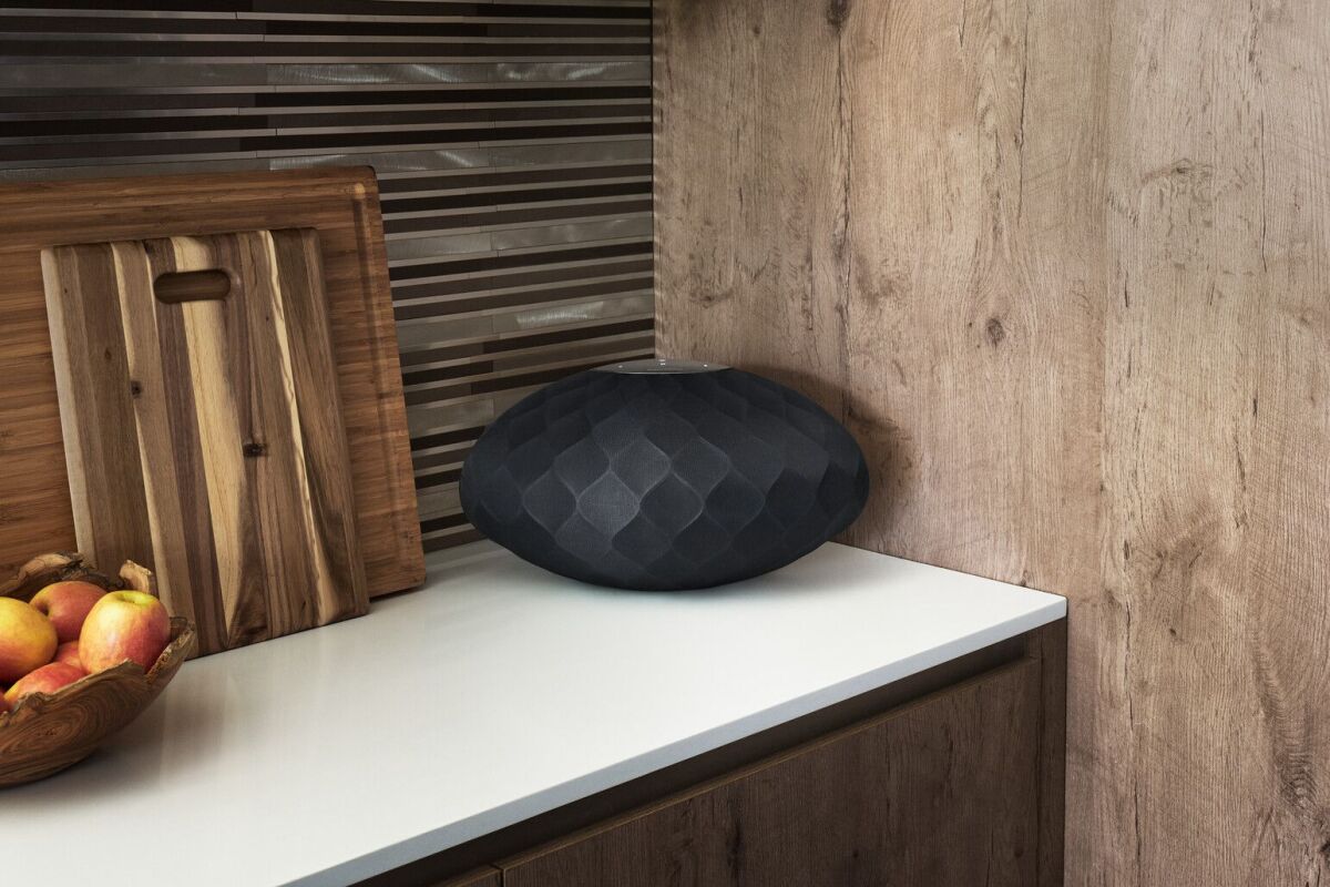 The Formation Wedge features two double dome one inch tweeters, two 3.5 inch FST midrangers and single 6 inch subwoofer