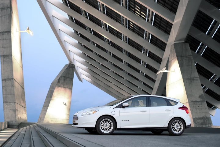 Attendees at the 2012 Geneva Motor Show are being given the first opportunity to actually get behind the steering wheel and drive Ford's first all-electric passenger car - the Focus Electric