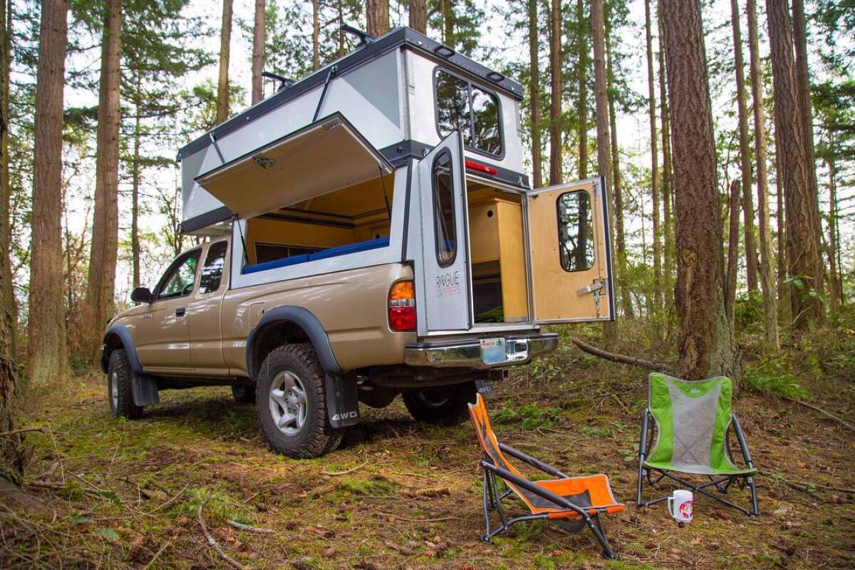 Hiatus Truck Camper Unfolds Into Roomy Hard Walled Penthouse