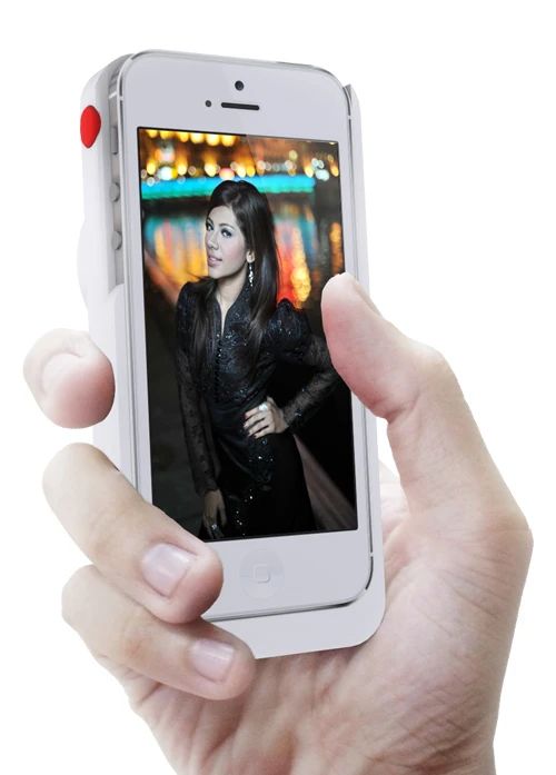 There's a single shutter button on the side, and a ladibird app that offers simple touchscreen controls