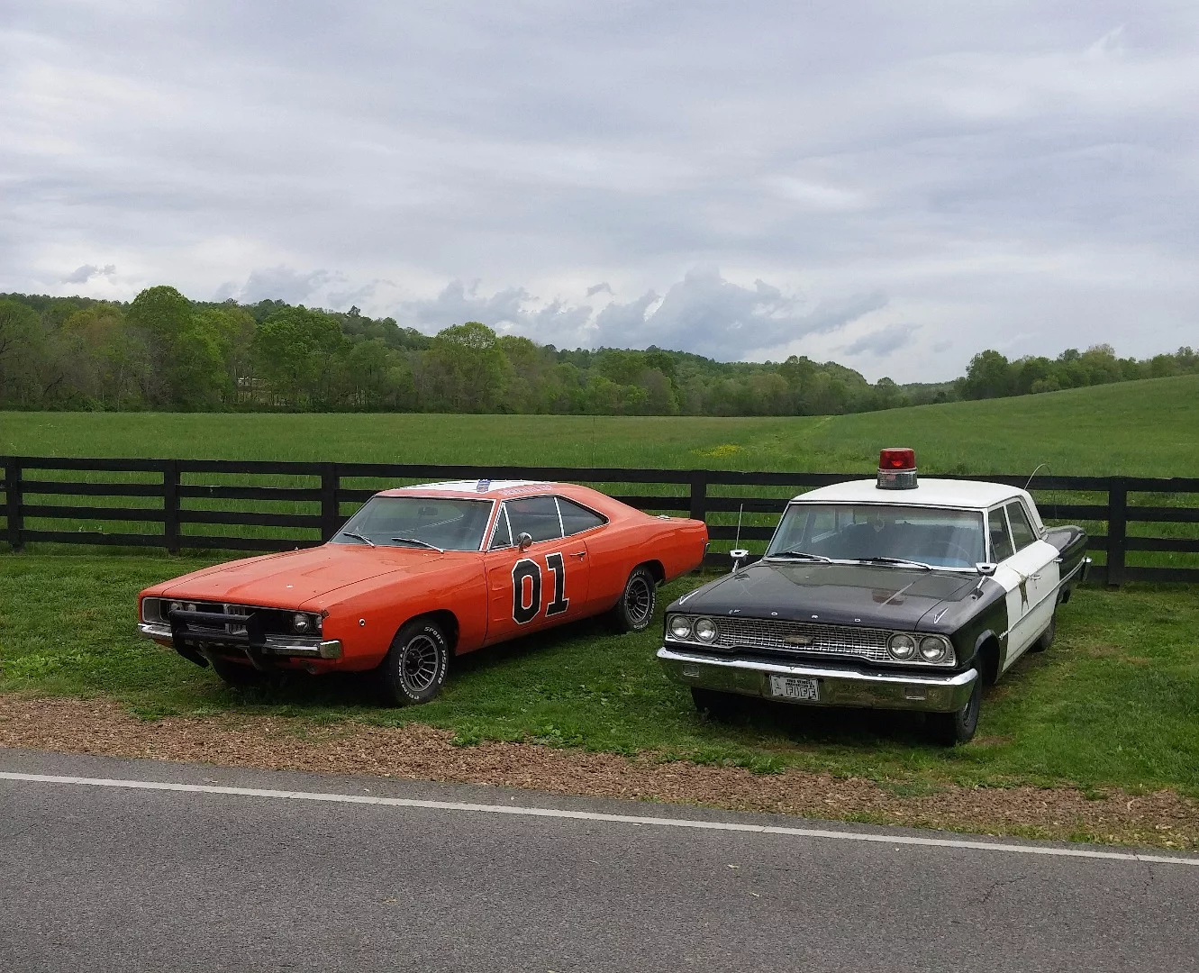 Along our driving route, we ran into these replicas of the cars from the popular Dukes of Hazzard television show