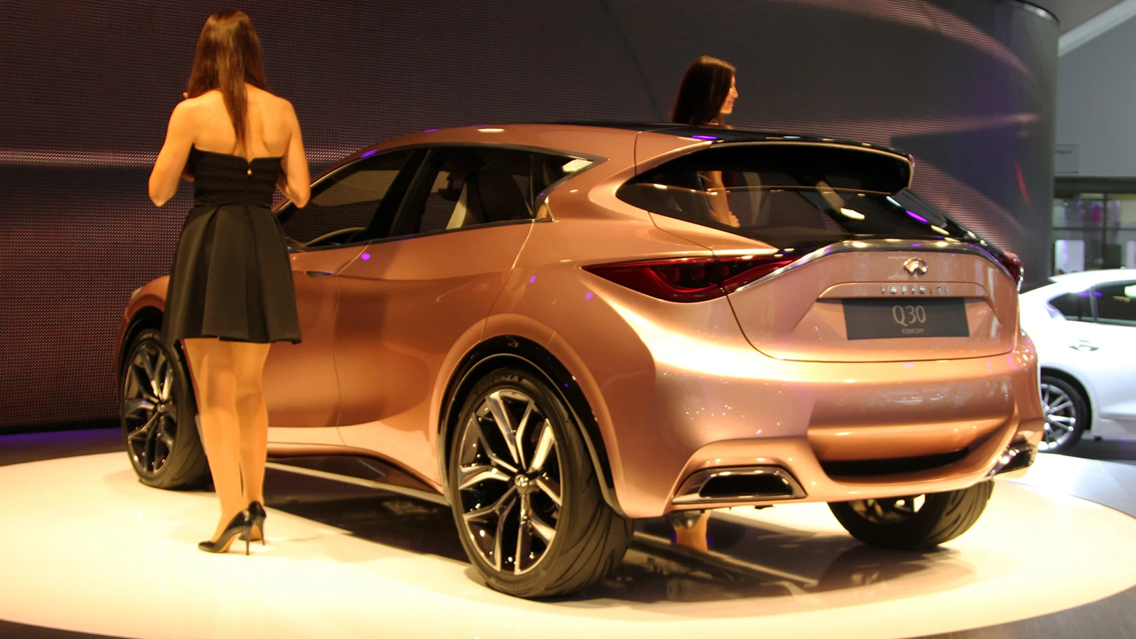 The concept is a precursor to a new premium compact car that Infiniti is to begin producing in its Sunderland, UK plant in 2015 (Photo: Gizmag)