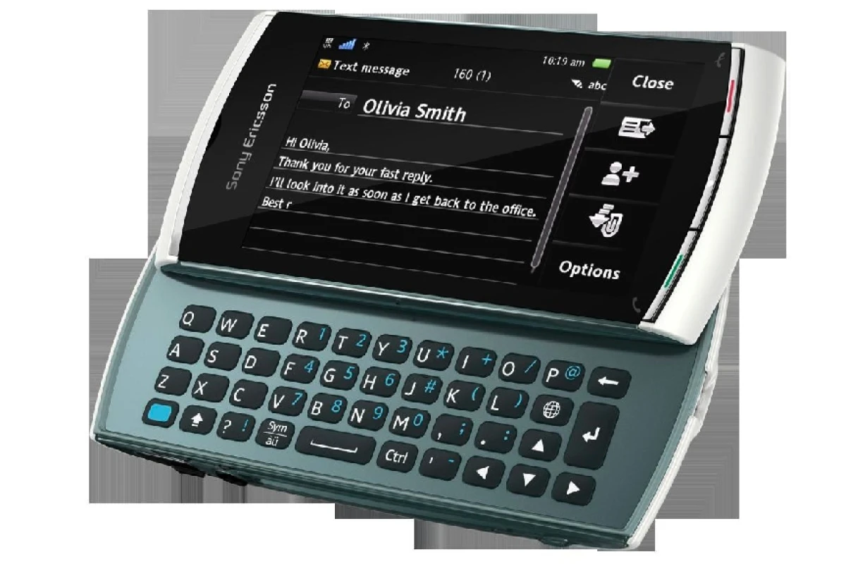 The Sony Ericsson Vivaz flagship handset has a new sister phone with a slide out QWERTY keyboard